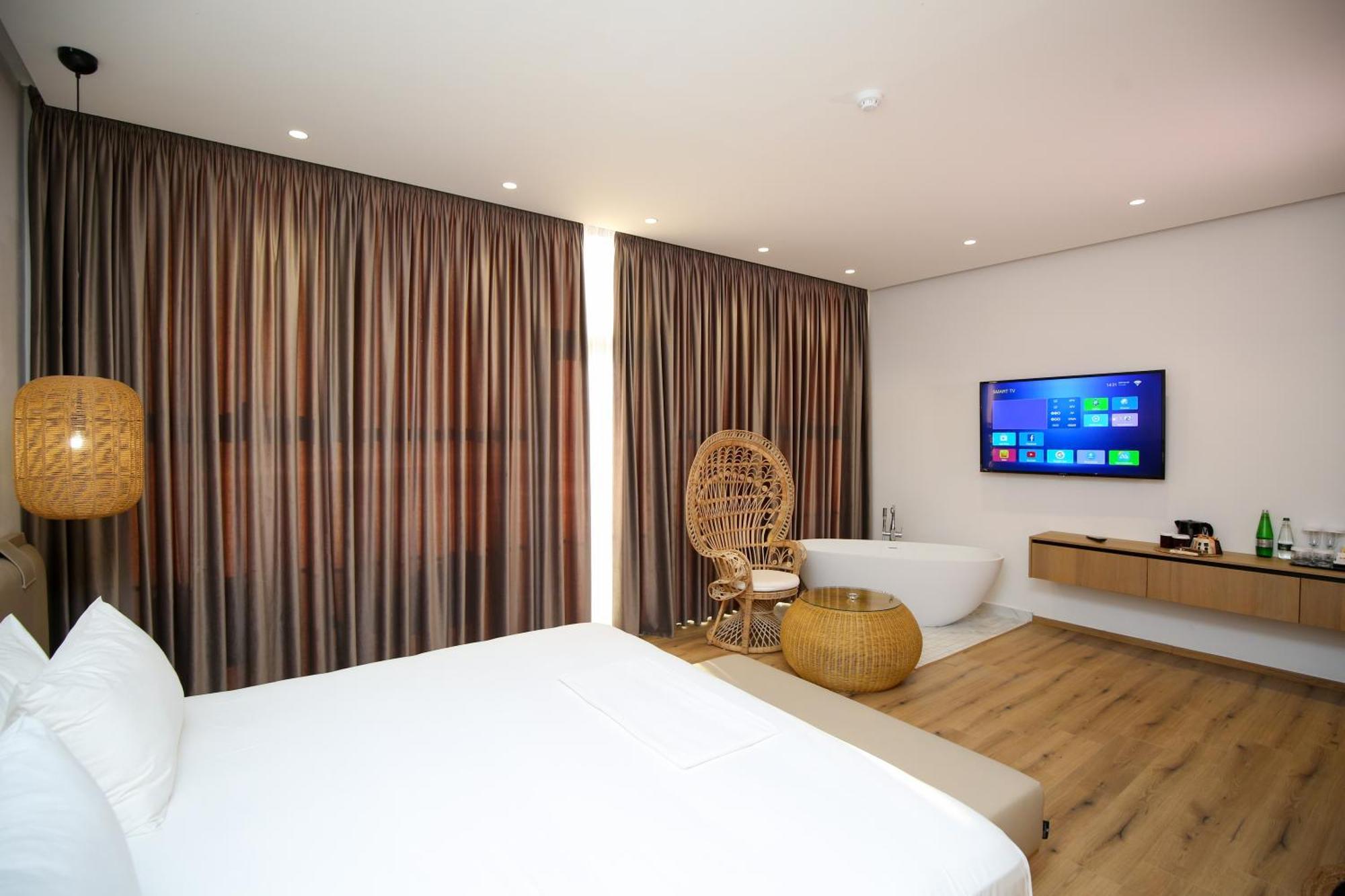 Oricon Coast Luxury Resort Bashkia e Orikumit Exteriör bild