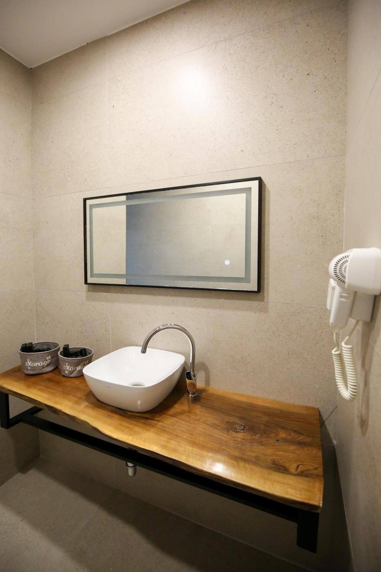 Oricon Coast Luxury Resort Bashkia e Orikumit Exteriör bild